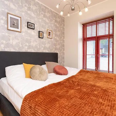 Apartment Stylish With Parking In Telliskivi