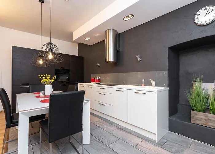 Stylish With Parking In Telliskivi Talin