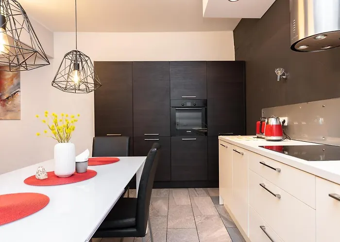 Апартаменты Stylish With Parking In Telliskivi Таллин