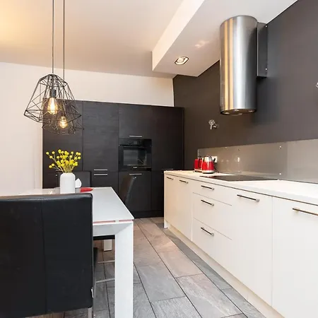 Stylish With Parking In Telliskivi Apartamento *