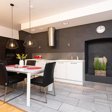 Stylish With Parking In Telliskivi Apartamento *